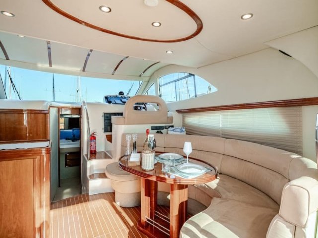 Carlina Yacht Experience Capri - Amenity - Marina Grande