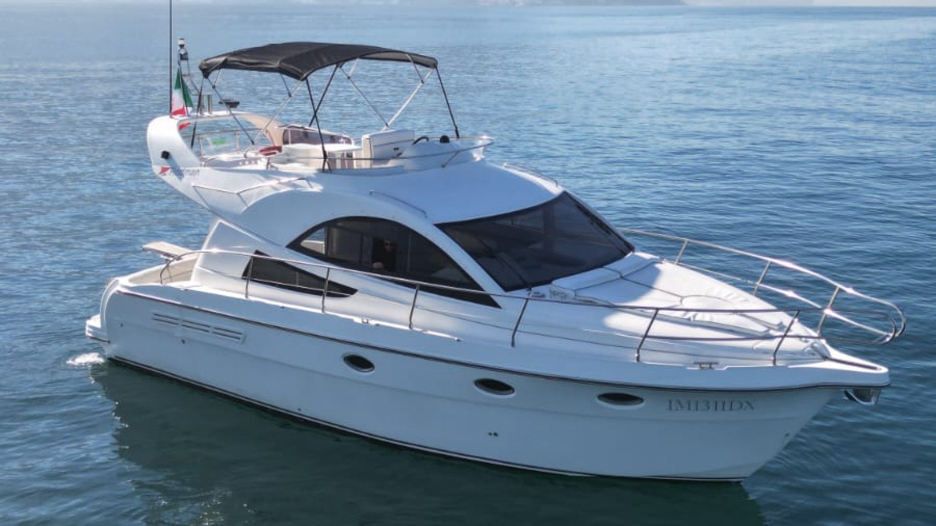Carlina Yacht Experience Capri - Deck view - Marina Grande